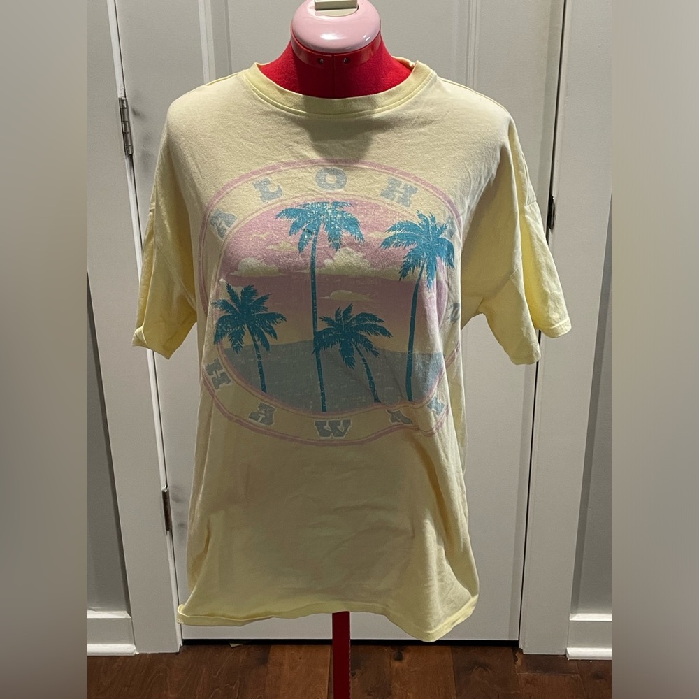 Wild fable boxy Hawaii t shirt size xs